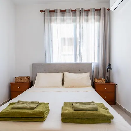One Bedroom In Universal Lägenhet *