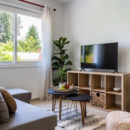 One Bedroom In Universal Paphos