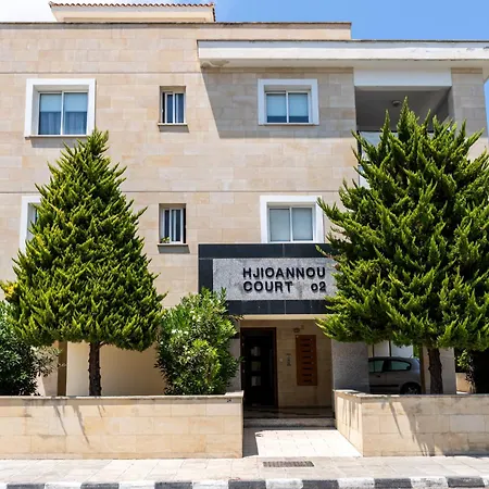 One Bedroom In Universal Paphos
